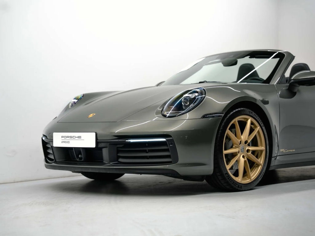 Porsche 992 Carrera