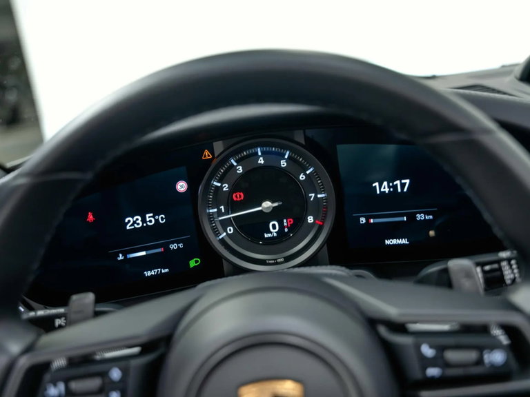 Porsche 992 Carrera