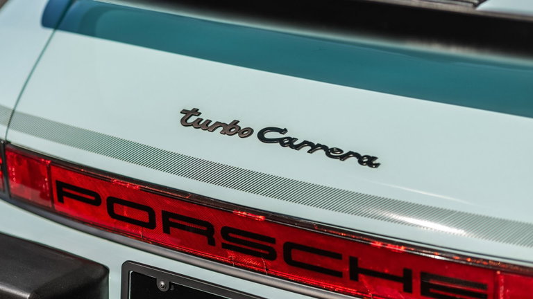 Porsche 911 Turbo 3.0 (US)