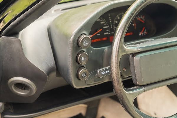 Porsche 928 S4