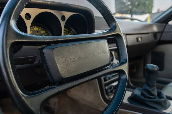 Porsche 944 Coupé