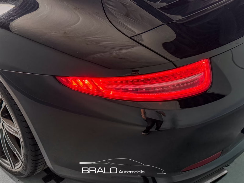 Porsche 991 Carrera Black Edition