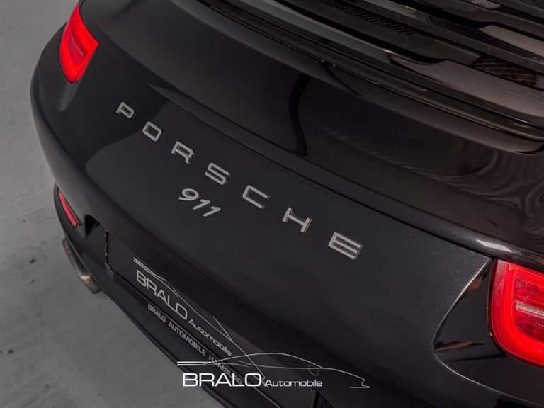 Porsche 991 Carrera Black Edition