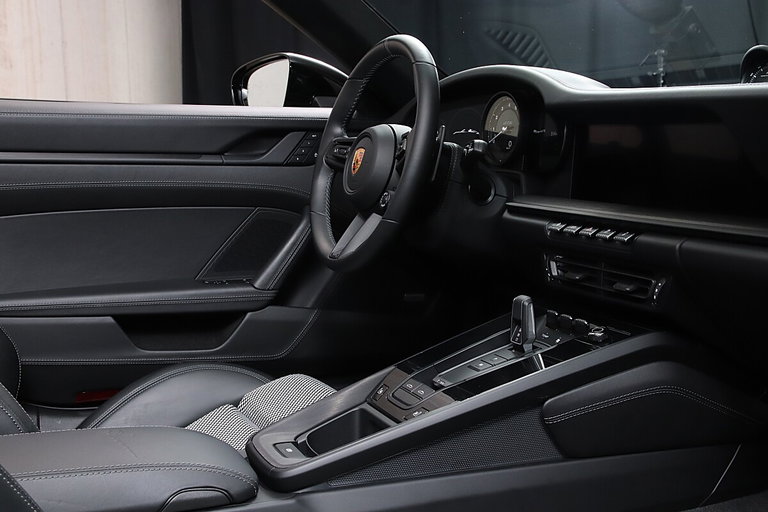 Porsche 992 Edition 50 Jahre Porsche Design