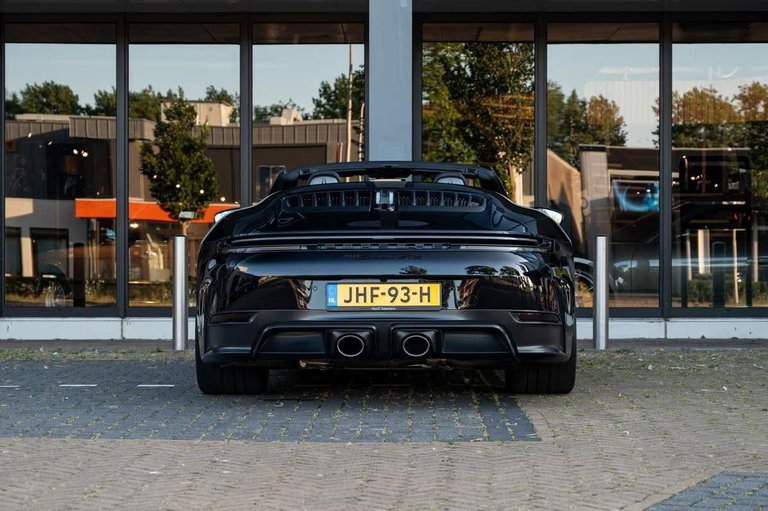 Porsche 992.2 Carrera GTS