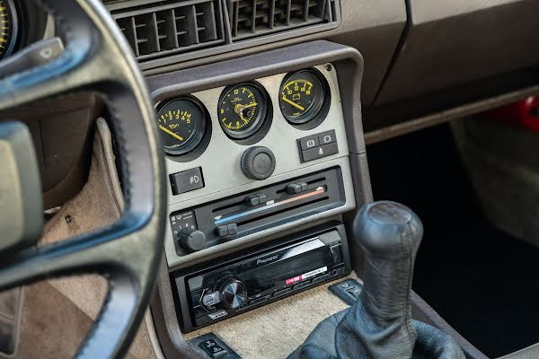 Porsche 944 Coupé