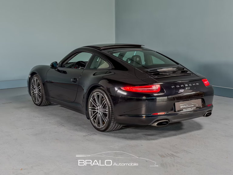 Porsche 991 Carrera Black Edition