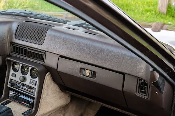 Porsche 944 Coupé
