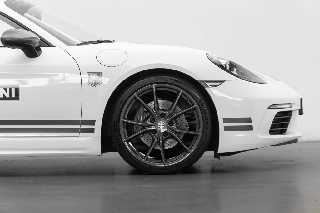 Porsche 718 Cayman T
