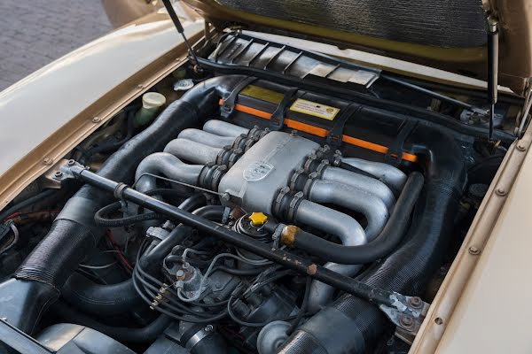 Porsche 928