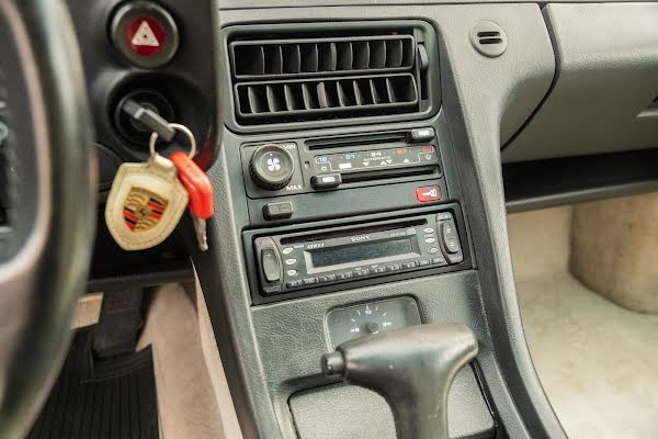Porsche 928 S4