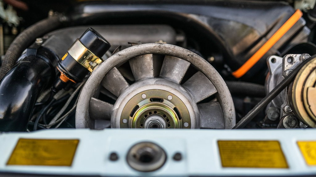 Porsche 911 Turbo 3.0 (US)