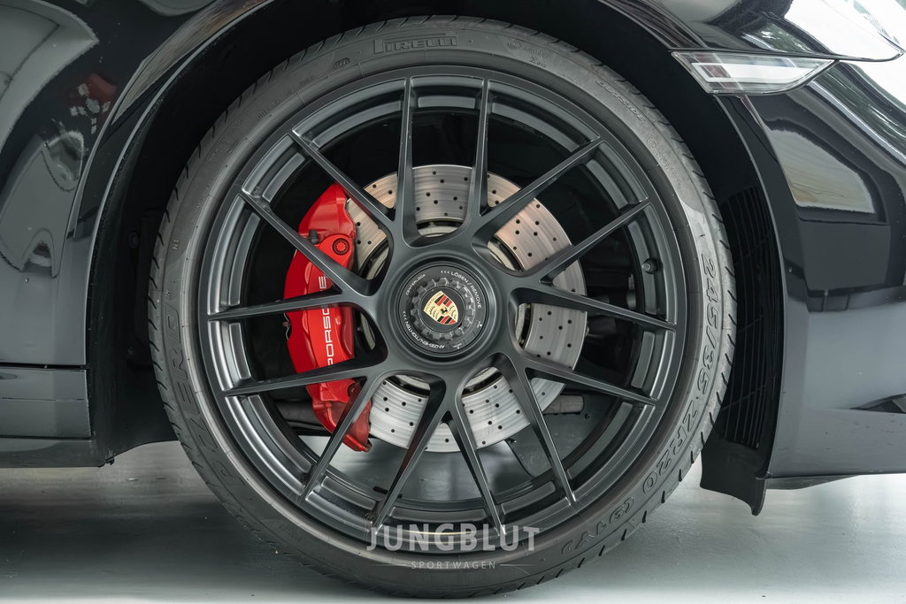 Porsche 991.2 Carrera 4 GTS