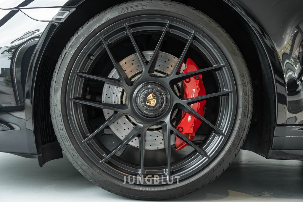 Porsche 991.2 Carrera 4 GTS
