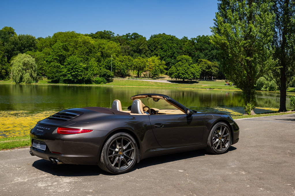 Porsche 991 Carrera