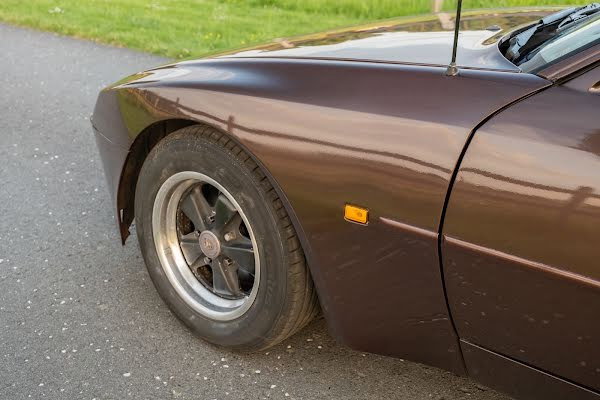 Porsche 944 Coupé