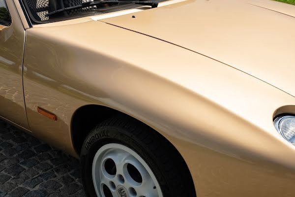 Porsche 928