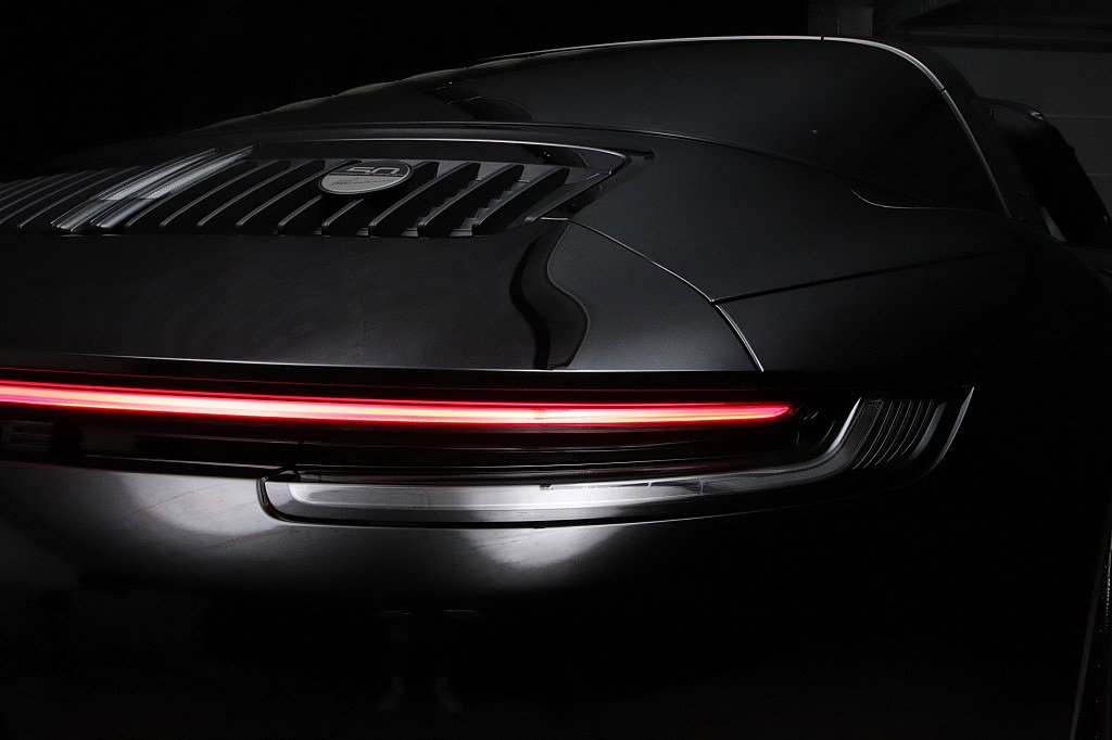 Porsche 992 Edition 50 Jahre Porsche Design