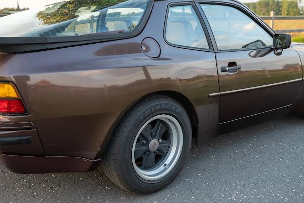 Porsche 944 Coupé