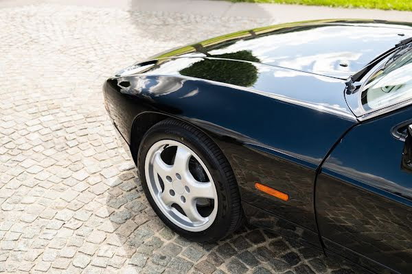 Porsche 928 S4