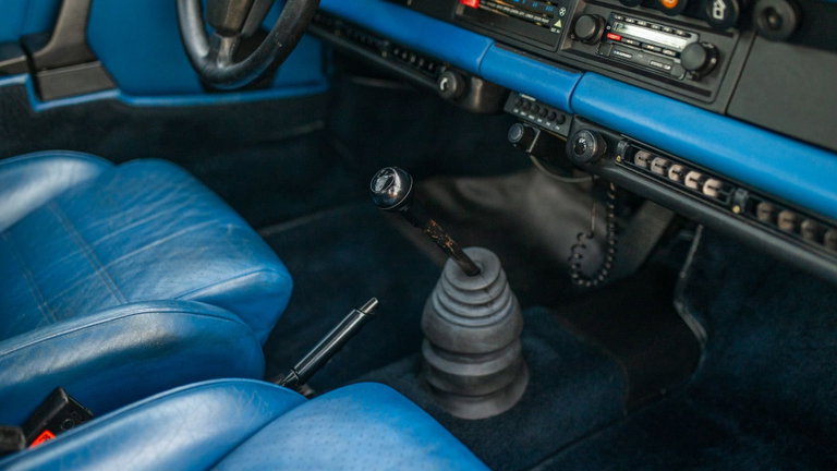 Porsche 911 Turbo 3.0 (US)