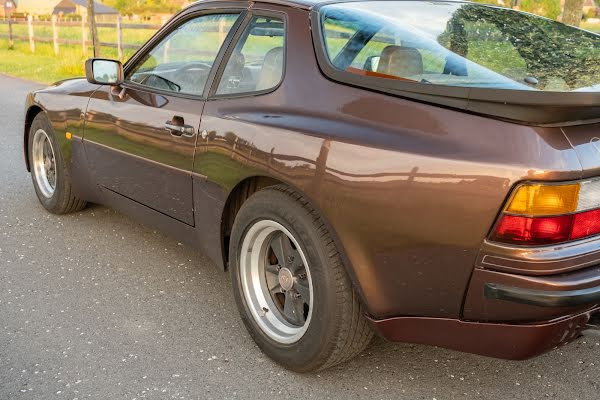 Porsche 944 Coupé