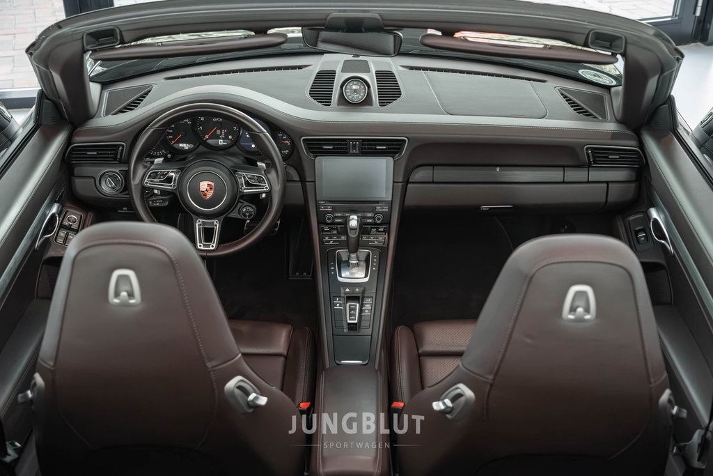 Porsche 991.2 Carrera 4 GTS