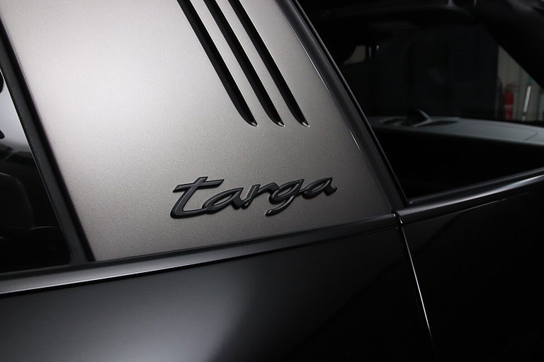 Porsche 992 Edition 50 Jahre Porsche Design