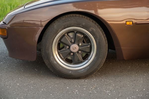 Porsche 944 Coupé