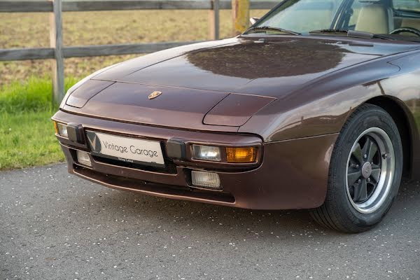 Porsche 944 Coupé