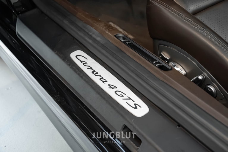Porsche 991.2 Carrera 4 GTS
