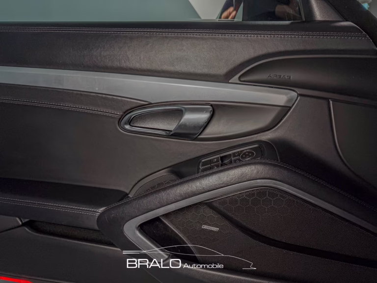Porsche 991 Carrera Black Edition