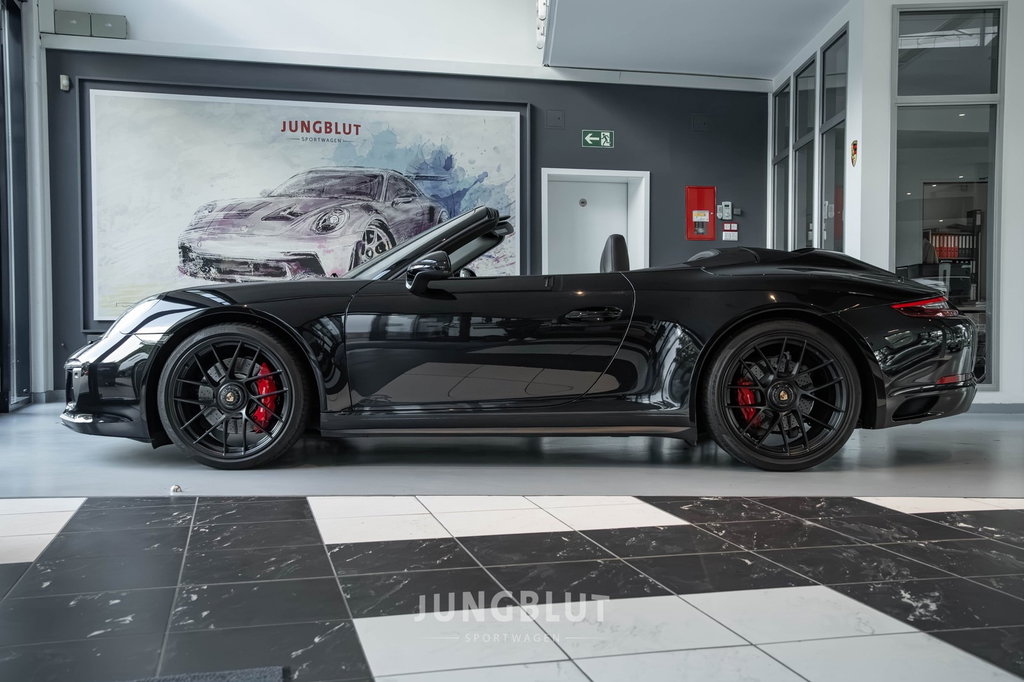 Porsche 991.2 Carrera 4 GTS