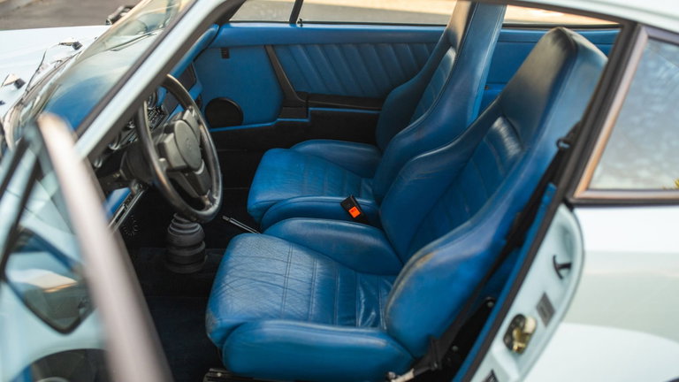 Porsche 911 Turbo 3.0 (US)