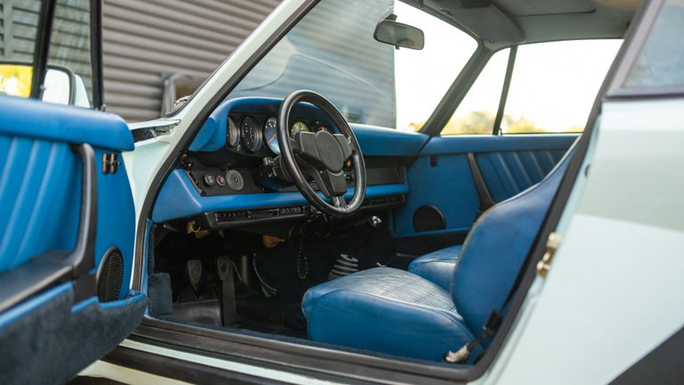 Porsche 911 Turbo 3.0 (US)