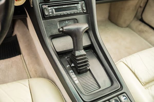 Porsche 928 S4