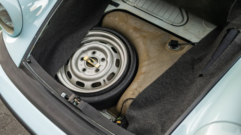 Porsche 911 Turbo 3.0 (US)
