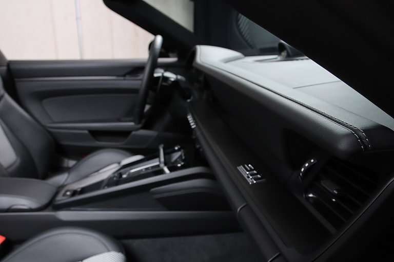 Porsche 992 Edition 50 Jahre Porsche Design