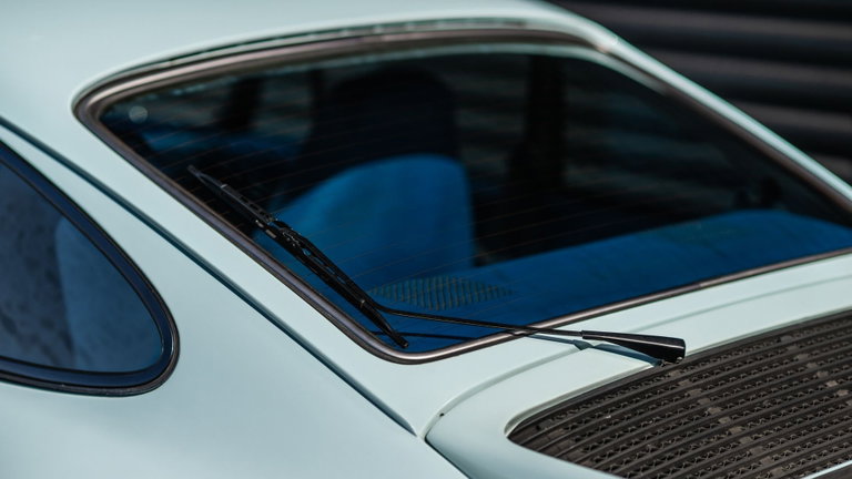 Porsche 911 Turbo 3.0 (US)