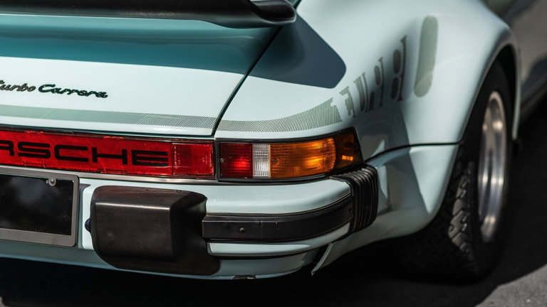 Porsche 911 Turbo 3.0 (US)