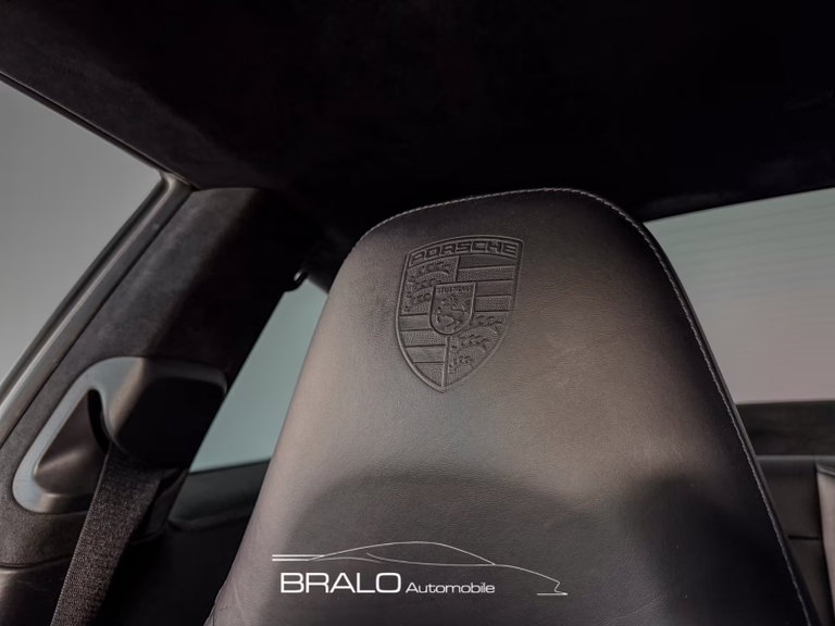 Porsche 991 Carrera Black Edition