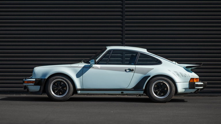 Porsche 911 Turbo 3.0 (US)