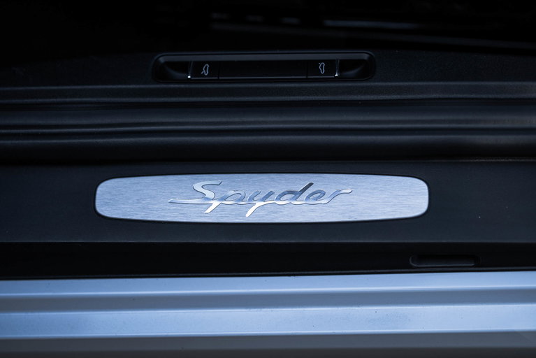 Porsche 981 Boxster Spyder