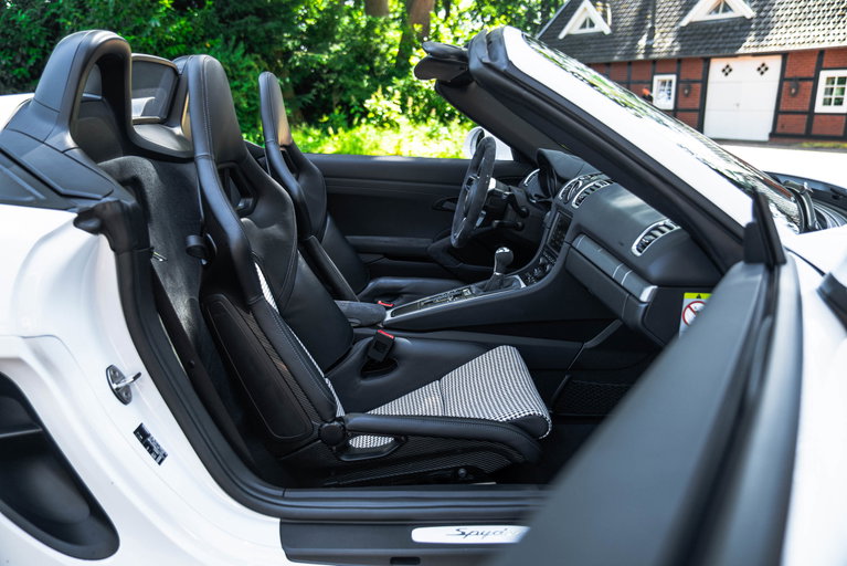 Porsche 981 Boxster Spyder