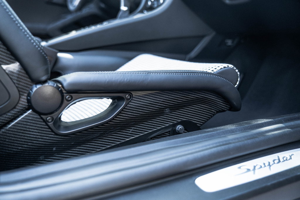 Porsche 981 Boxster Spyder