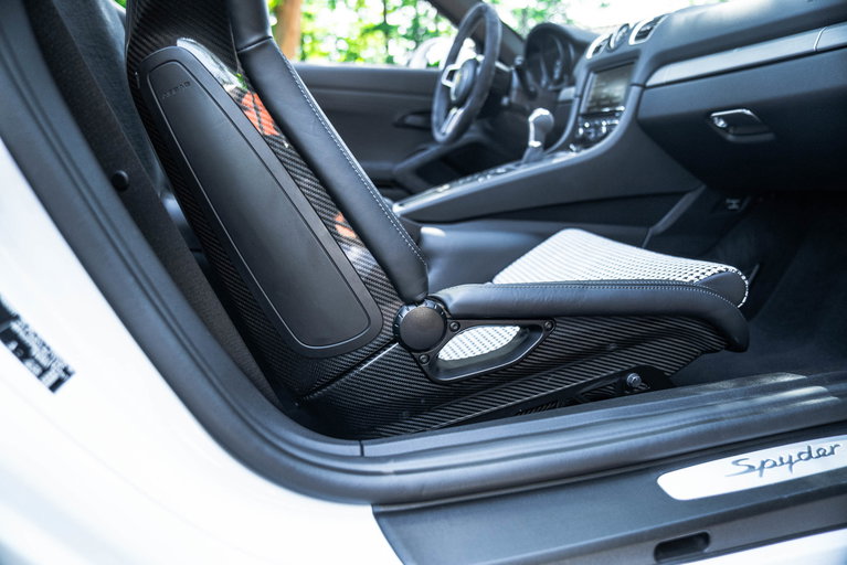 Porsche 981 Boxster Spyder