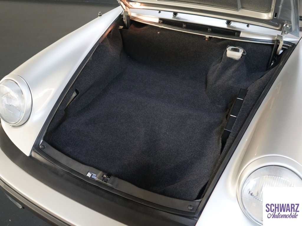 Porsche 911 Turbo 3.3