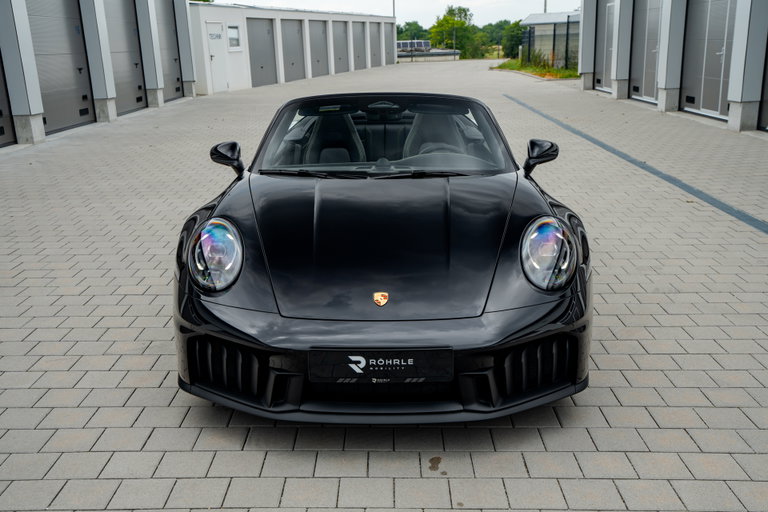 Porsche 992.2 Carrera 4 GTS