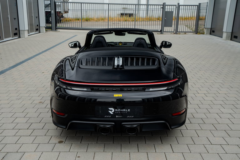 Porsche 992.2 Carrera 4 GTS