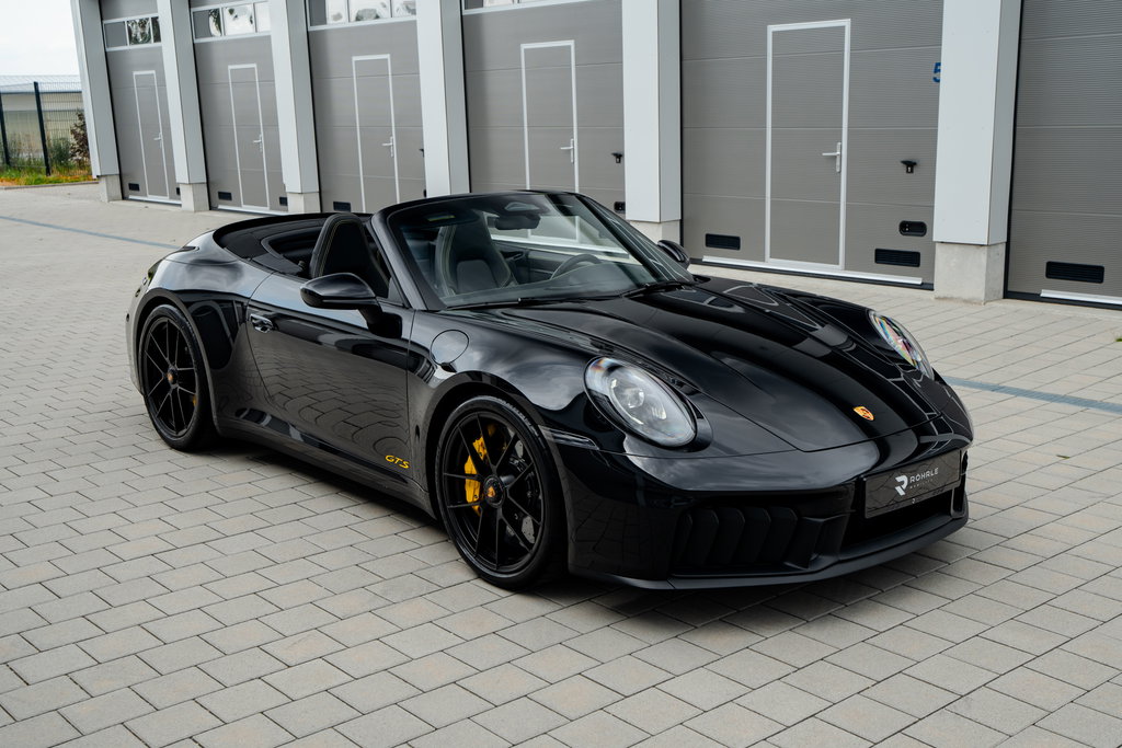 Porsche 992.2 Carrera 4 GTS